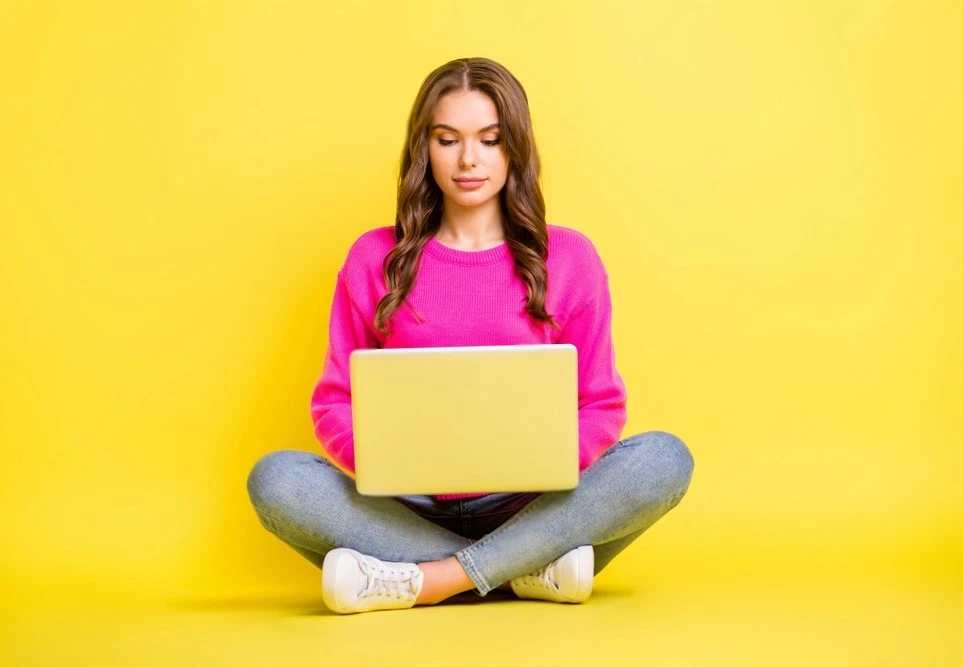model videochat pe laptop